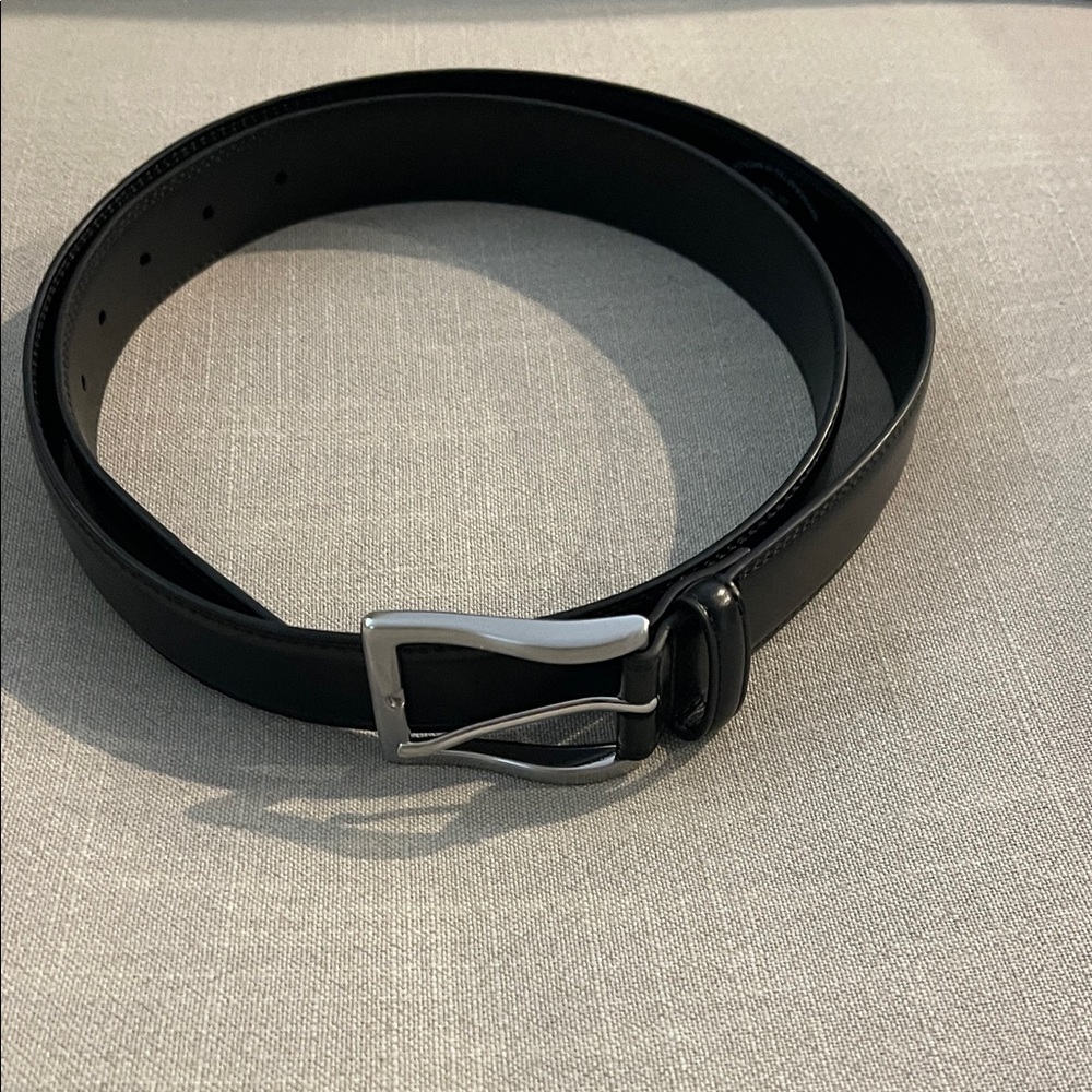 Lejon Black Leather Men's Belt Sz 40